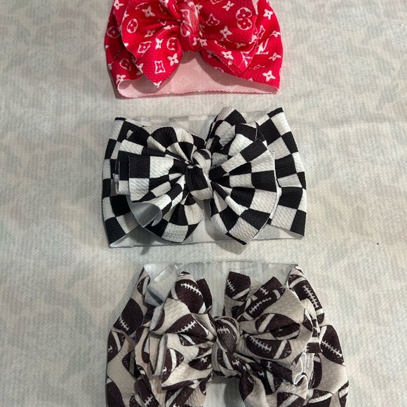 Handmade Bows - Picture 13 of 15